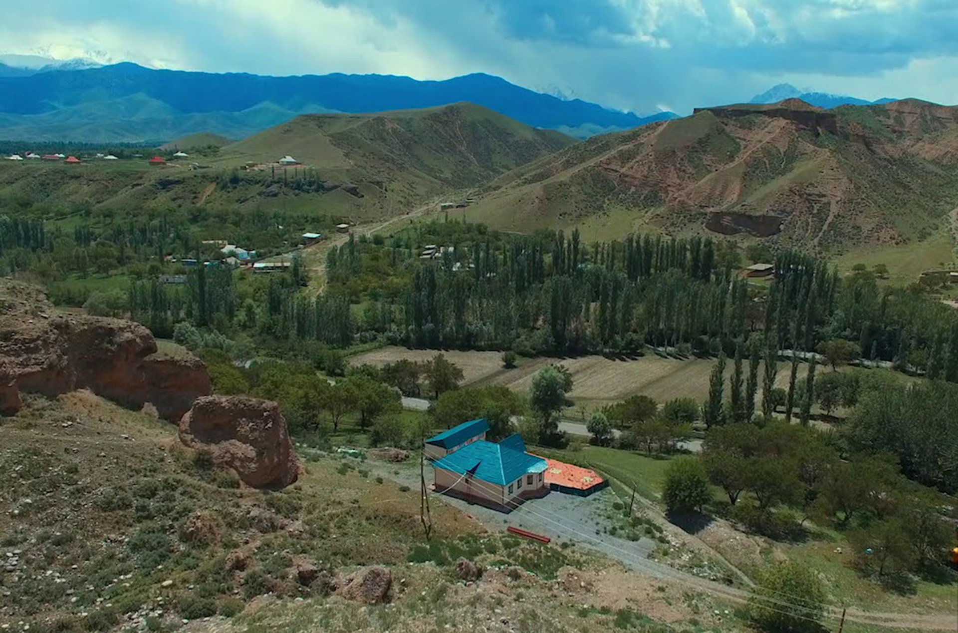 Лейлек айыл аймагынын айыл өкмөтү